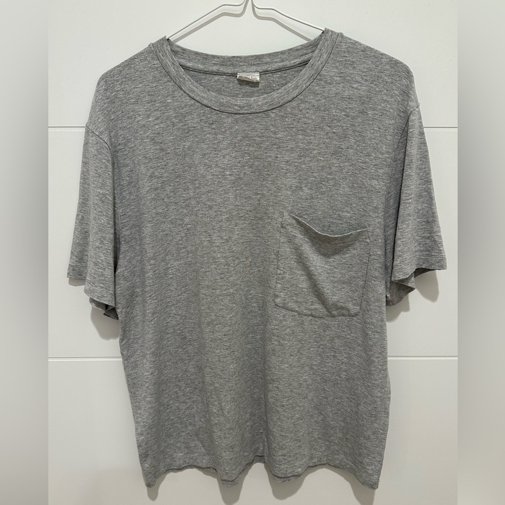 Aritzia Wilfred Free T-shirt